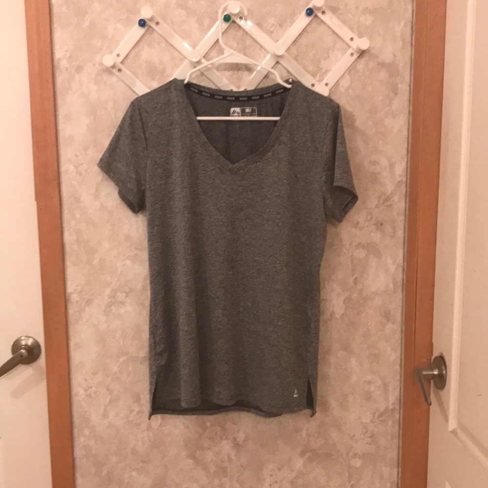 RBX women’s athletic vneck tee